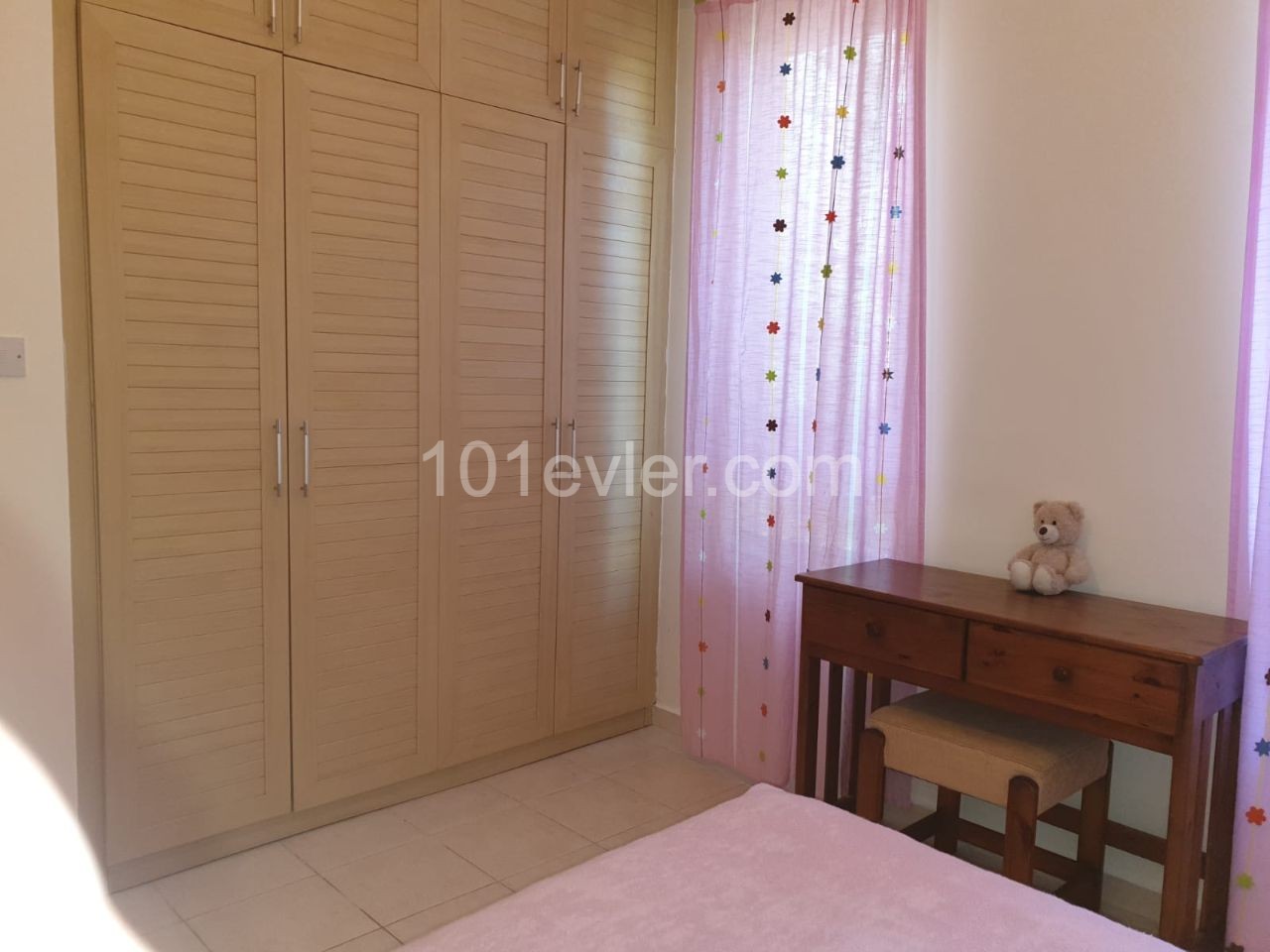 CLOSE TO KYRENIA ESENTEPE, 74 000 GPB 3+1 FLAT FOR SALE ** 