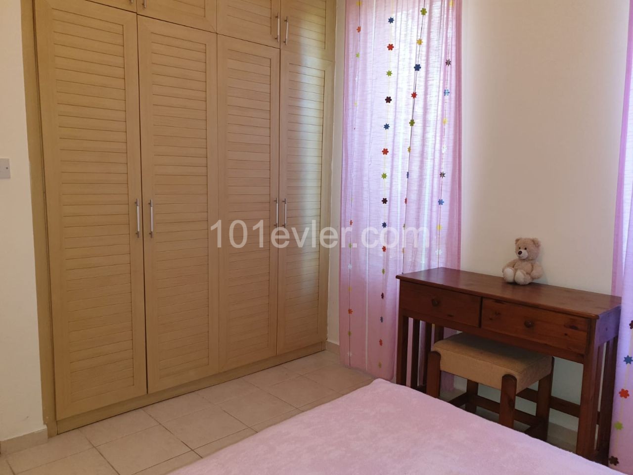 CLOSE TO KYRENIA ESENTEPE, 74 000 GPB 3+1 FLAT FOR SALE ** 