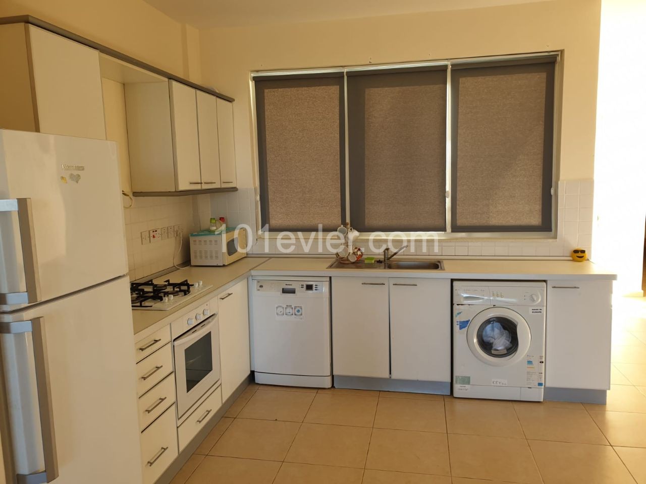 CLOSE TO KYRENIA ESENTEPE, 74 000 GPB 3+1 FLAT FOR SALE ** 