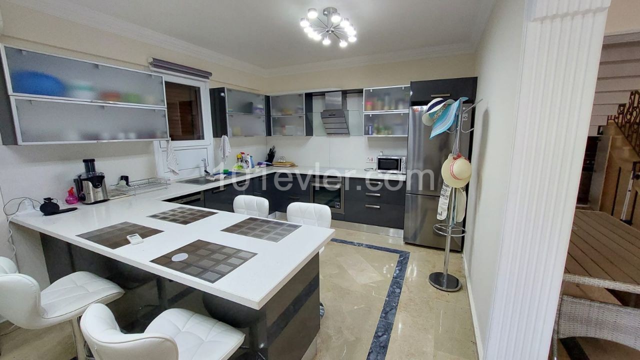 Kyrenia - Lapta villa for sale 4+1 ** 