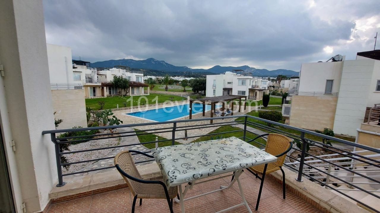 Kyrenia - Esentepe. Daily rental flat £700, long-term rental £350 ** 