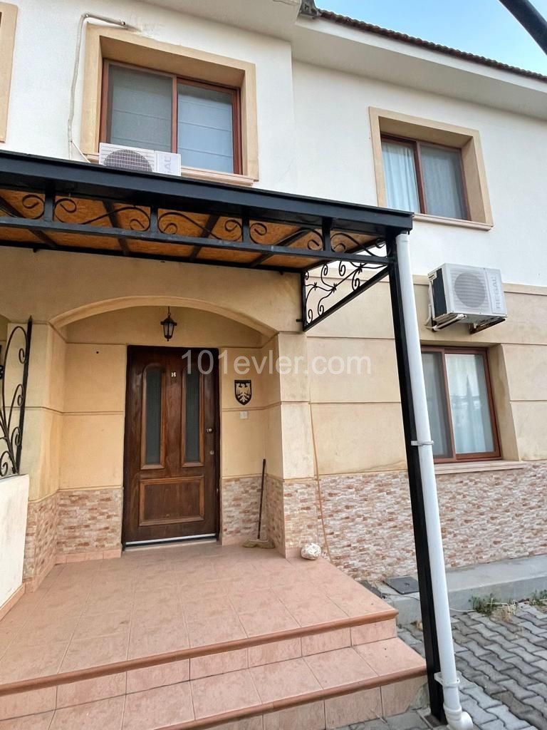 GIRNE-CATALKOY,  satılık ikiz villa 3+1