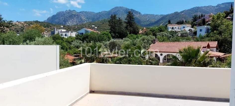 Kyrenia-Alsancak villa for sale 3+1 ** 