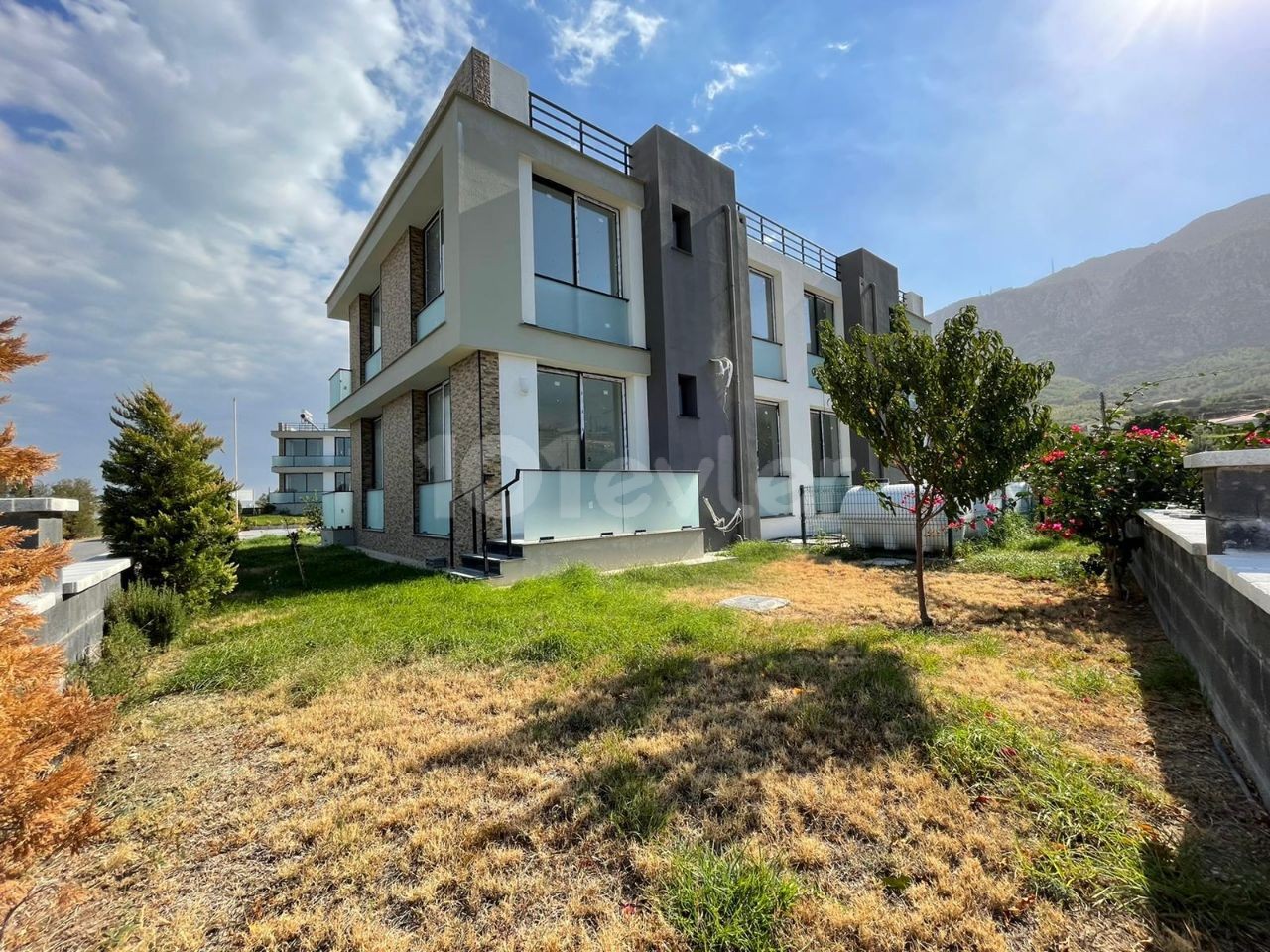 Girne-Lapta! For SALE apartments 2+1 NEW!!! FIRST FLOOR WITH GARDEN and SECOND FLOOR WITH TERACCE 