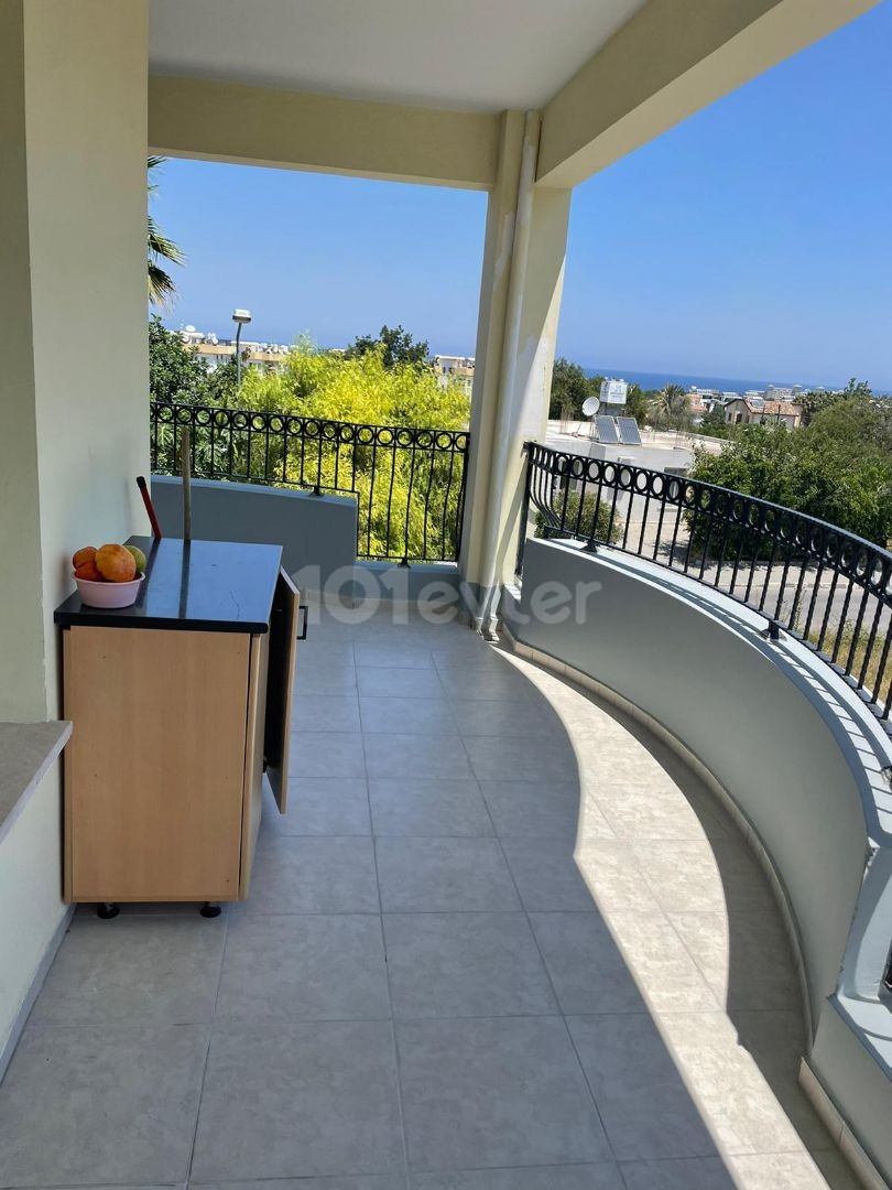 Kyrenia-Alsancak, rental apartment 3 + 1 . **  ** 