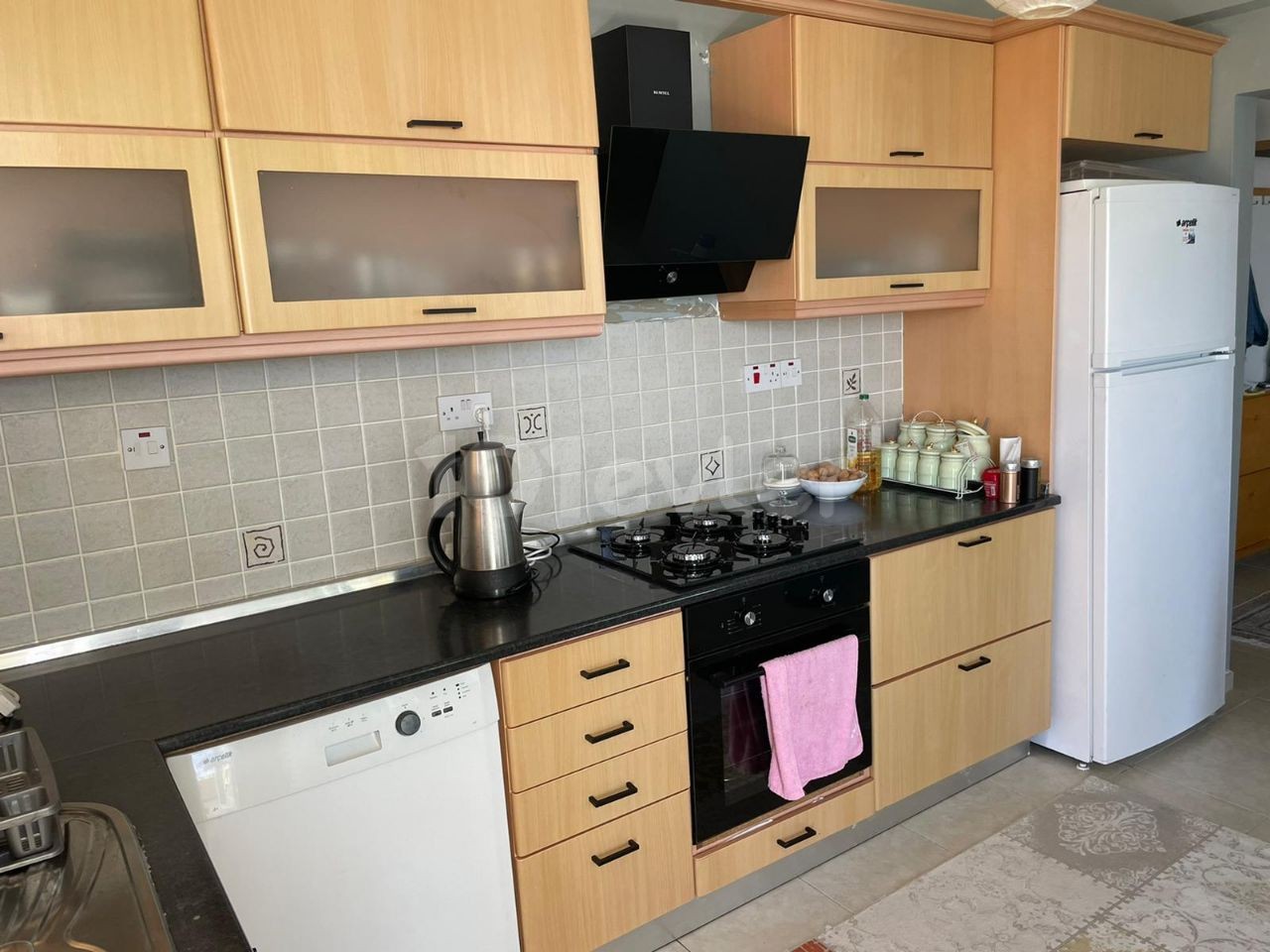 Kyrenia-Alsancak, rental apartment 3 + 1 . **  ** 