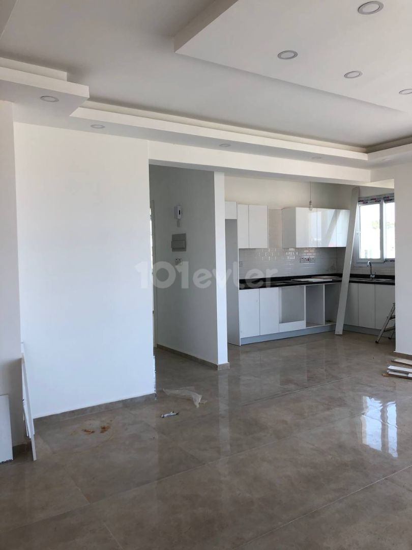 2 + 1 GRAD LLOGARA FLATS IN ALSANGAK NEAR THE BEACH ** 