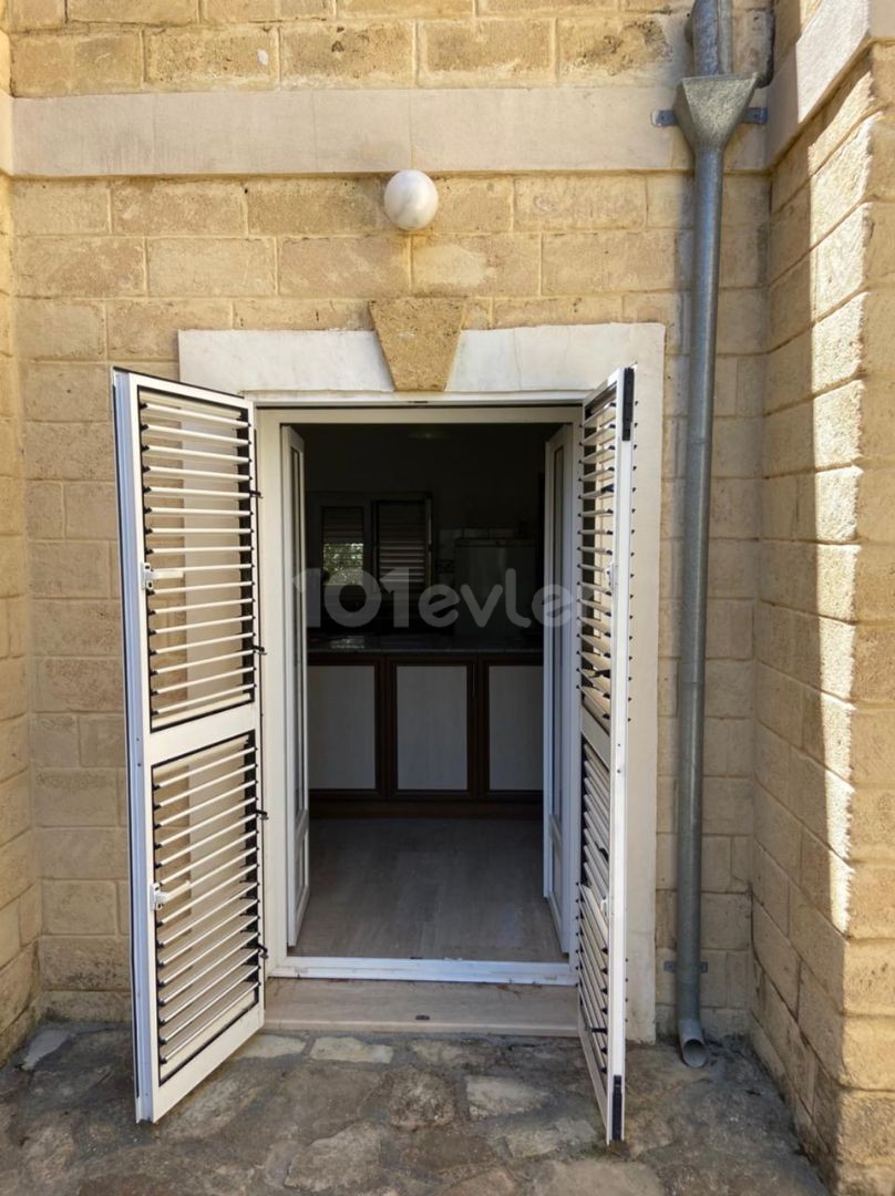 Girne -Zeytinlik 4+1 Villa