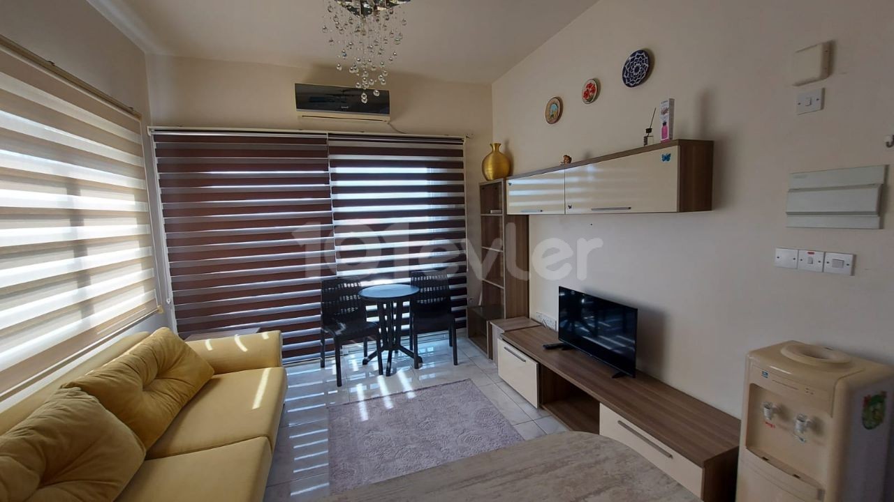 Kyrenia-Alsancak, apartment for sale 1 + 1. ** 