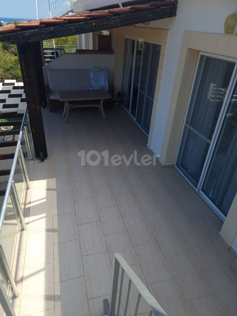 Kyrenia - Esentepe 2 + 1 penthouse for sale. ** 