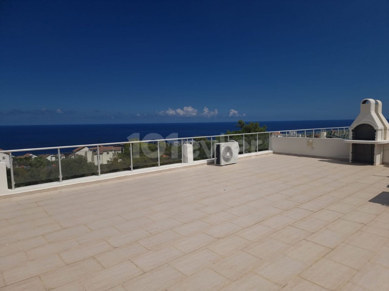 Kyrenia - Esentepe 2 + 1 penthouse for sale. ** 