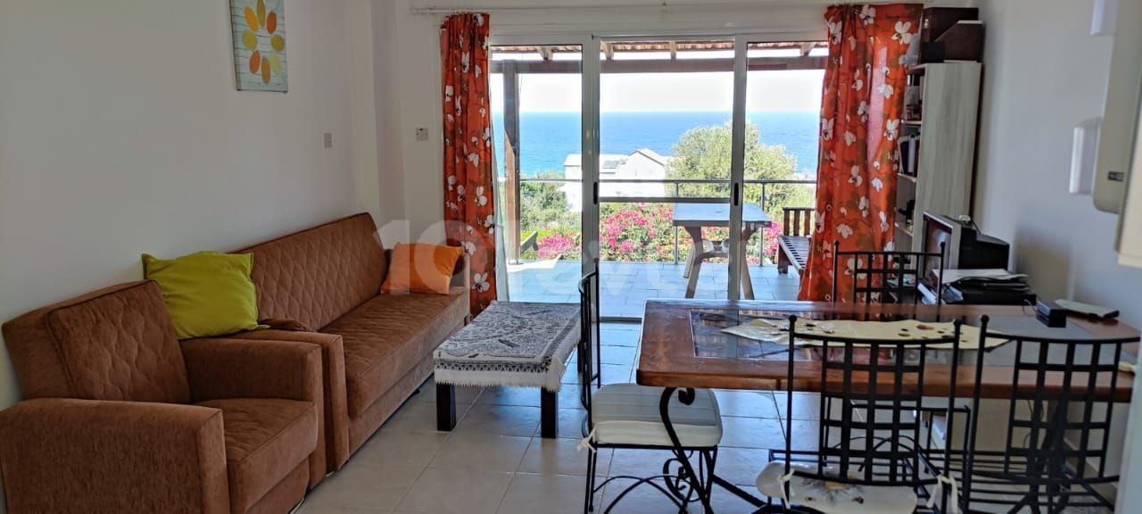 Kyrenia - Esentepe 2 + 1 penthouse for sale. ** 