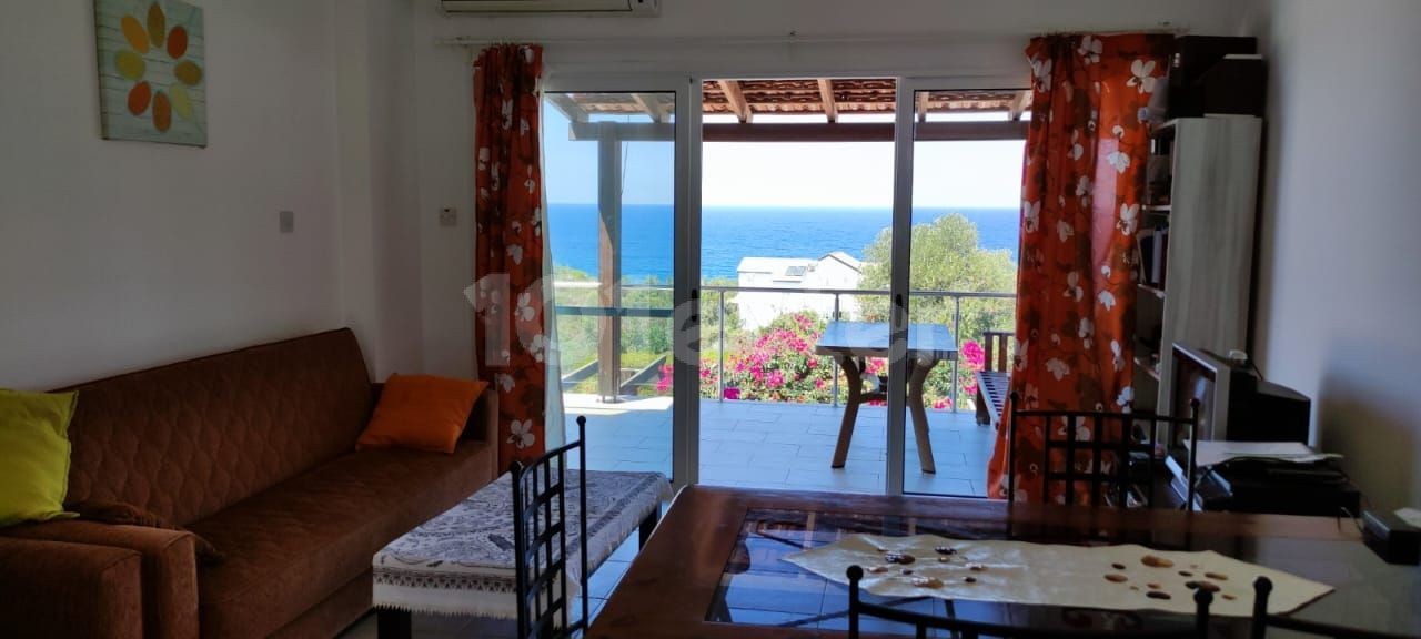 Kyrenia - Esentepe 2 + 1 penthouse for sale. ** 