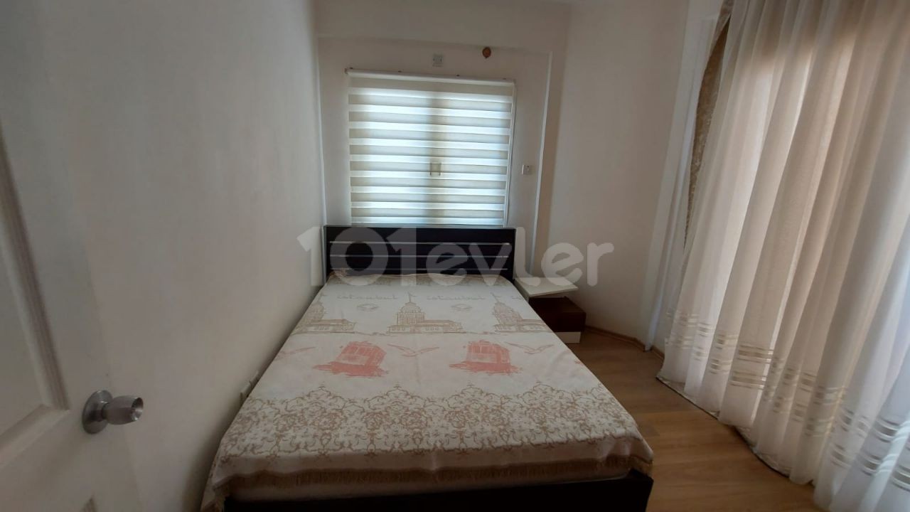 Kyrenia-Alsancak rental apartment 3 + 1 Esyali, Municipal Region ** 
