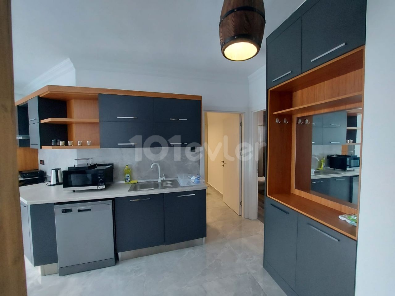 Kyrenia- Edremit, penthouse 1+1 for sale.