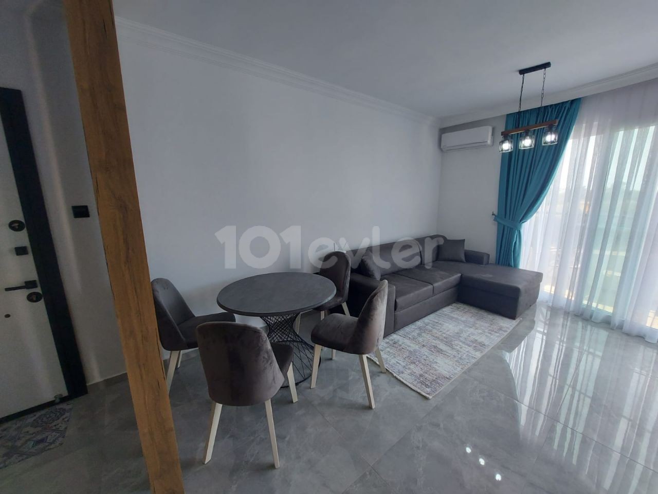 Kyrenia- Edremit, penthouse 1+1 for sale.