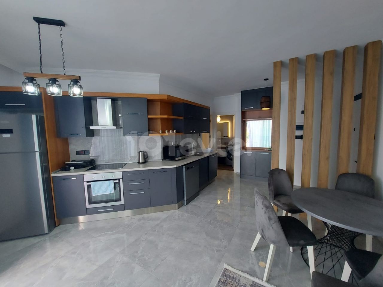 Kyrenia- Edremit, Penthouse 1+1 zu verkaufen.