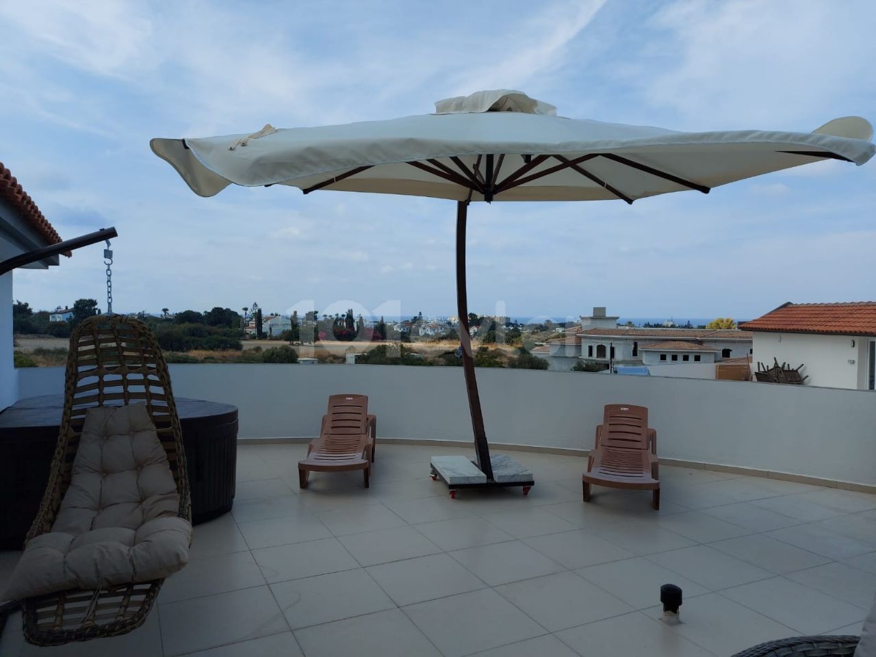 Kyrenia- Edremit, Penthouse 1+1 zu verkaufen.