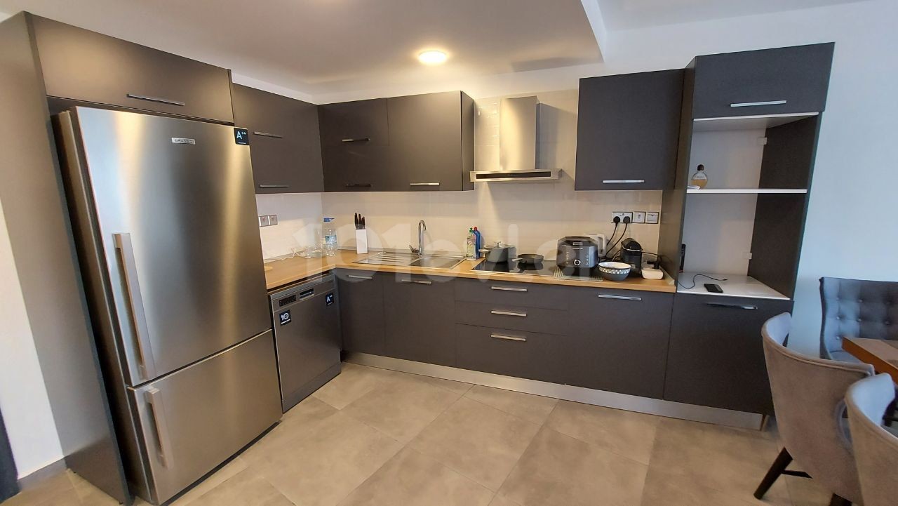 KYRENIA - Upper Kyrenia, 2+1 flat for sale in Barış Park.