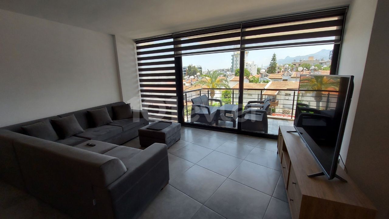 KYRENIA - Upper Kyrenia, 2+1 flat for sale in Barış Park.