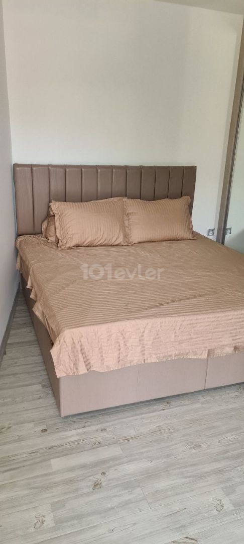 KYRENIA - Upper Kyrenia, 2+1 flat for sale in Barış Park.