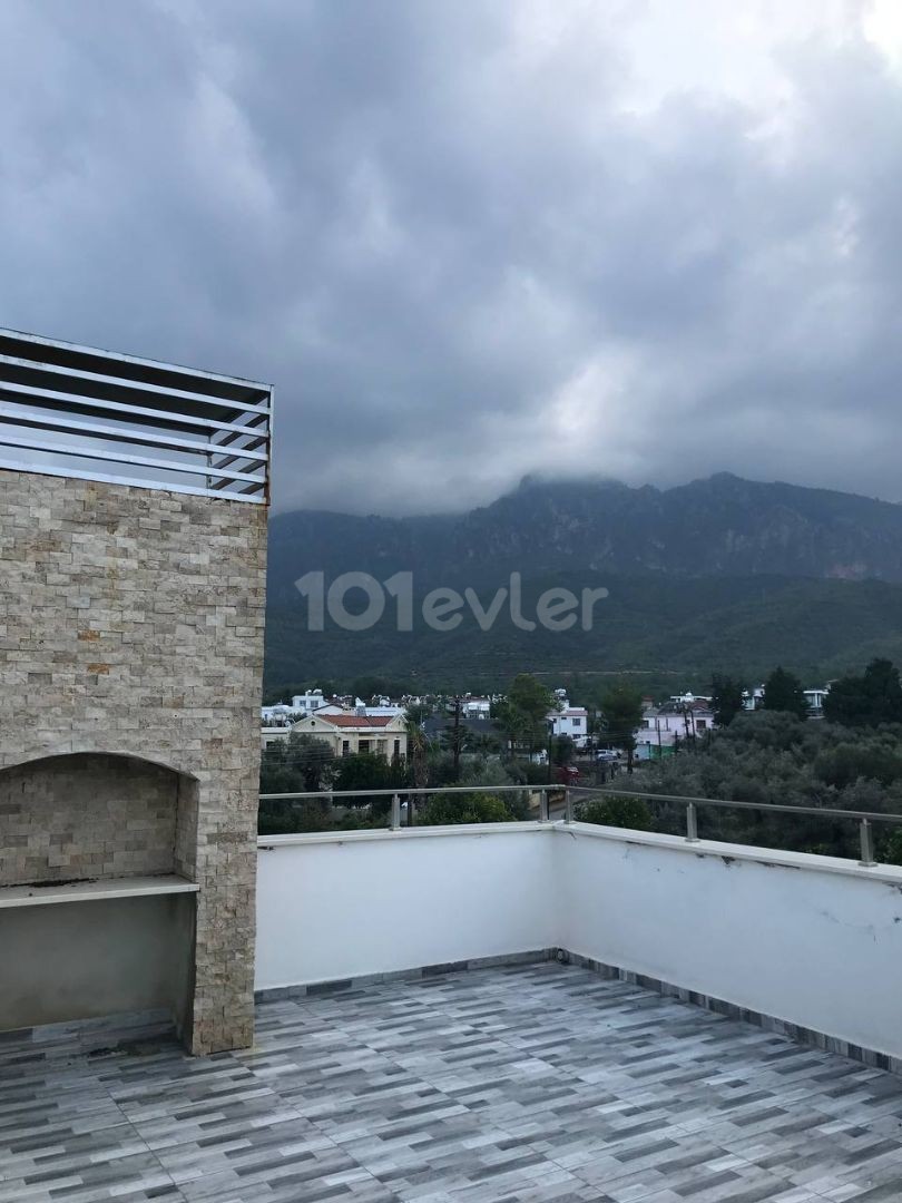 Kyrenia - Alsancak продается шикарная вилла 3+1, 180 m2. 