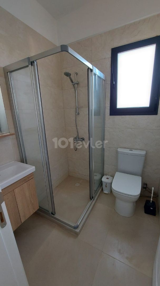 Flat To Rent in Alsancak, Kyrenia