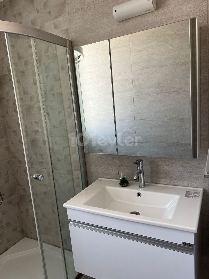 Flat For Sale in Yukarı Girne, Kyrenia