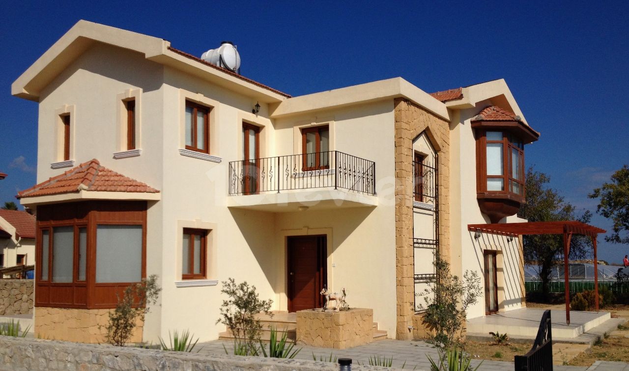 Villa For Sale in Alsancak, Kyrenia