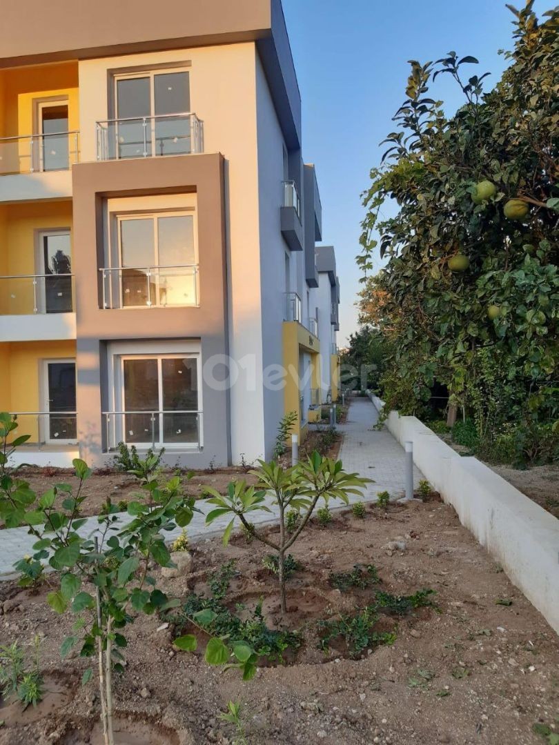 Girne - Alsancak, satılık 3+1 daire, 130 m2, yeni ev  Acilen