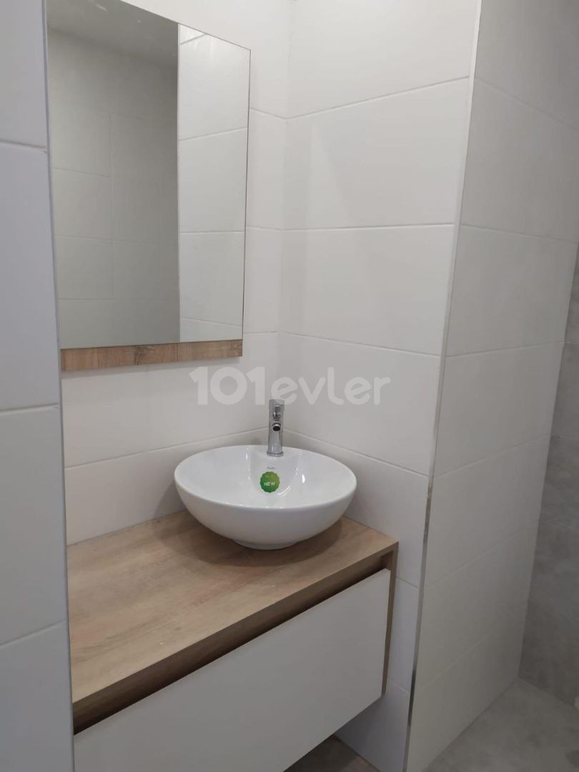 Girne - Alsancak, satılık 3+1 daire, 130 m2, yeni ev  Acilen