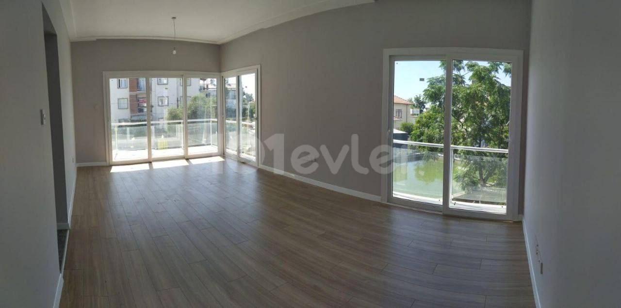 Flat For Sale in Alsancak, Kyrenia