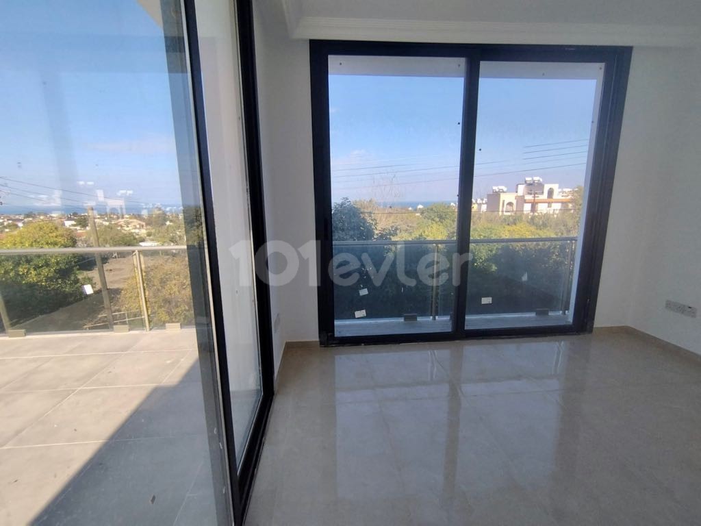 2 bedrooms and 2 bathrooms flat for sale in Lapta district 