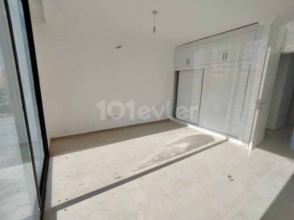 2 bedrooms and 2 bathrooms flat for sale in Lapta district 