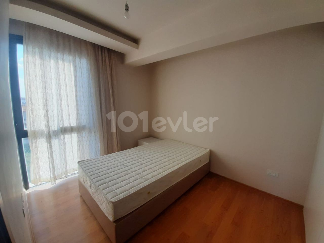 Flat To Rent in Yeni Boğaziçi, Famagusta