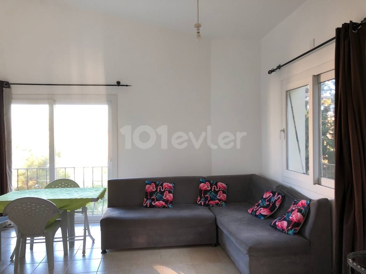 Kyrenia - Alsancak , 3+1, 120 m2, sold with furniture.  Urgent sale.  ** 