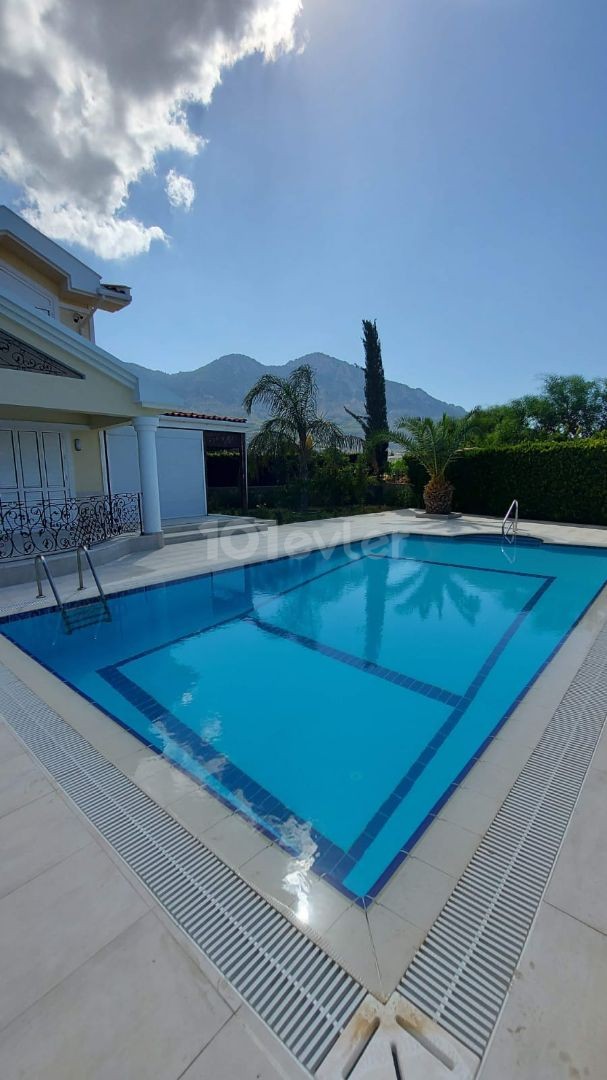 GIRNE - LAPTA. villa for sale 4+1.  ** 