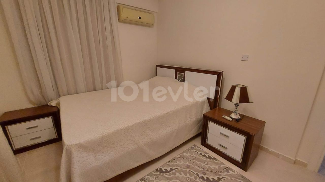 GIRNE - LAPTA. Villa zu verkaufen 4+1.  ** 