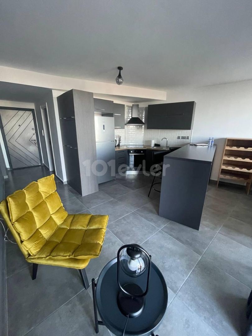 KYRENIA - Upper Kyrenia, apartment for sale 0+1 in Barış Park.