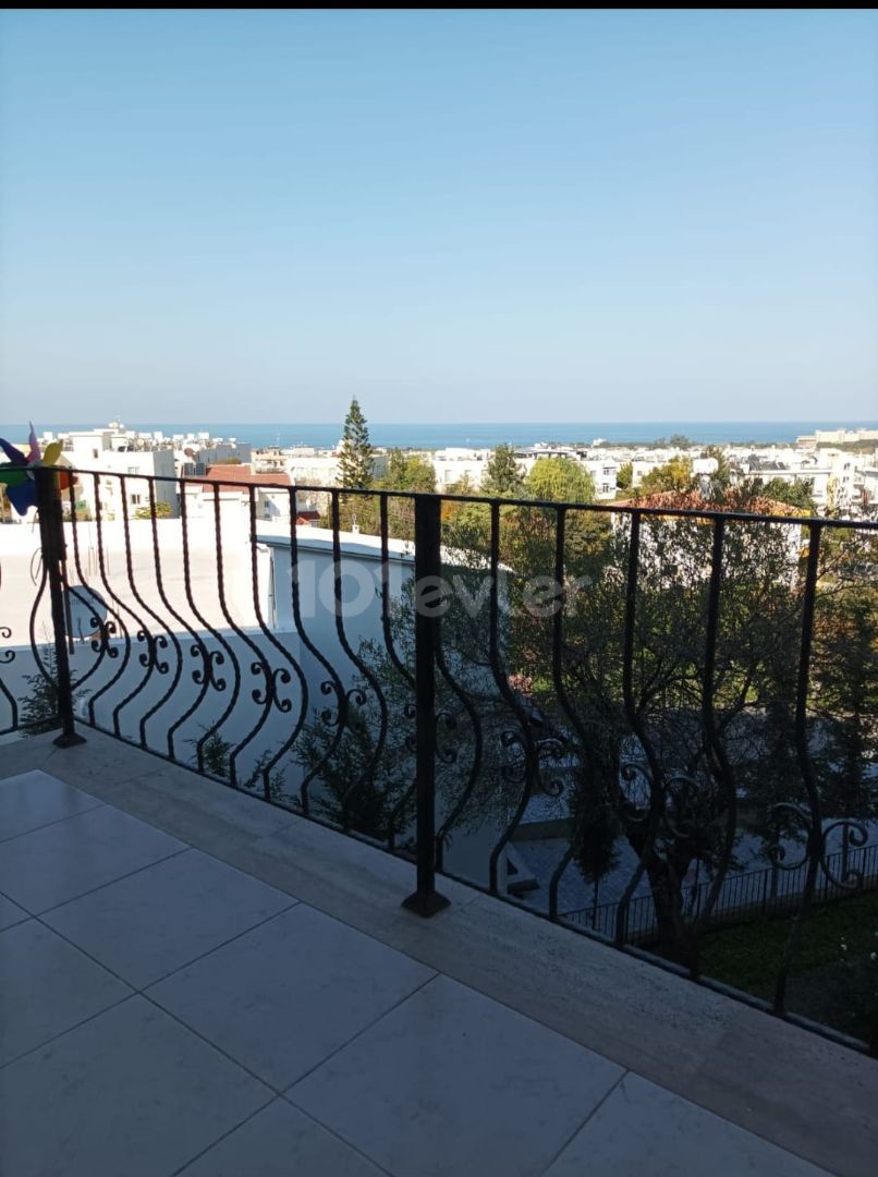 CIRNE - ALSANCAK APARTMENT FOR SALE 3+1. 