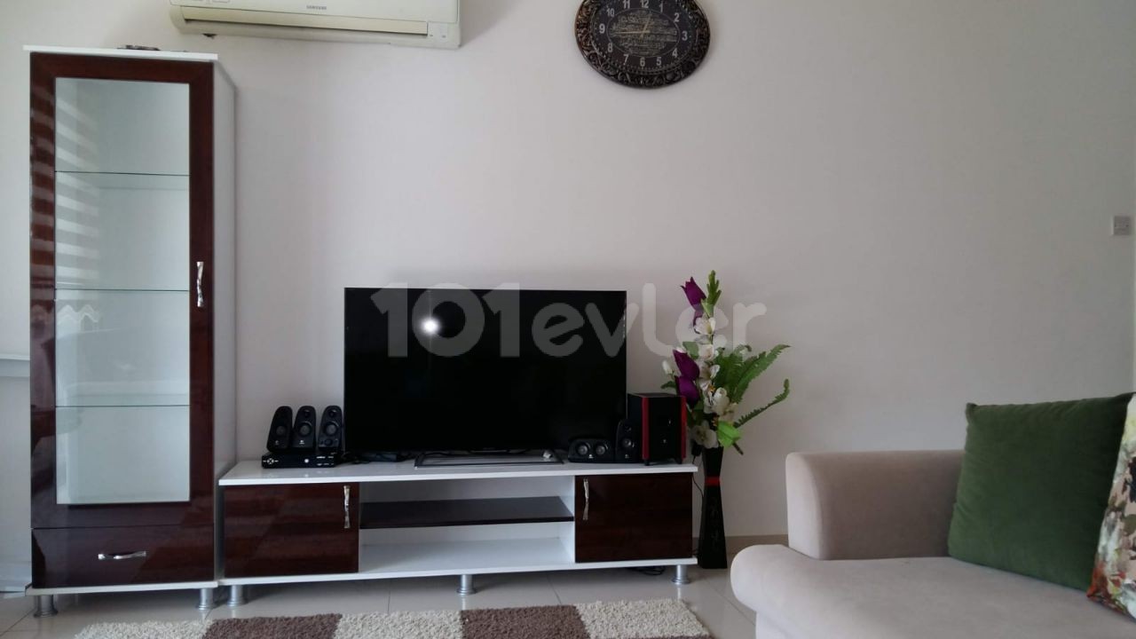 2+1 apartment for sale in Kyrenia center