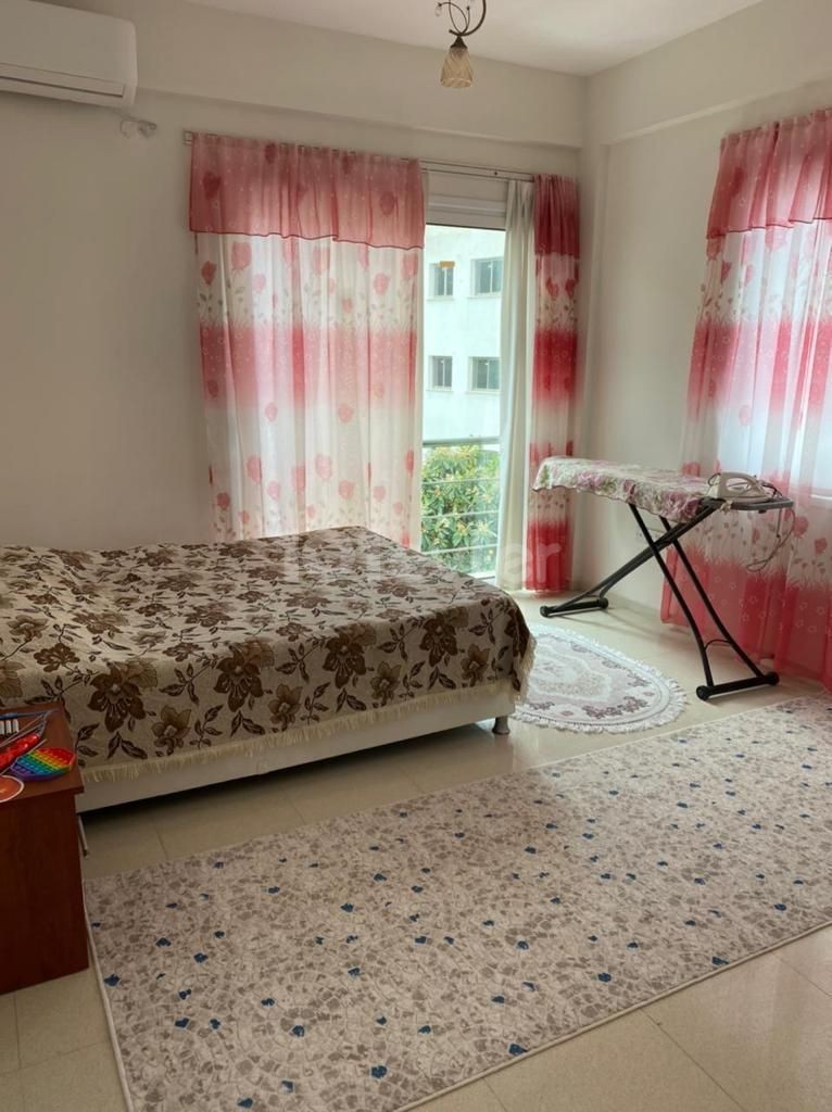 2+1 Penthouse zu verkaufen in Kyrenia - Lapta. 