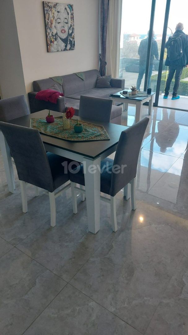 گیرنه - LAPTA 2+1 APARTMENT GIRNE 2+1 مبله