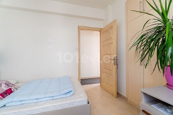 KYRENIA - ALSANCAK FLAT FOR RENT 3+1.