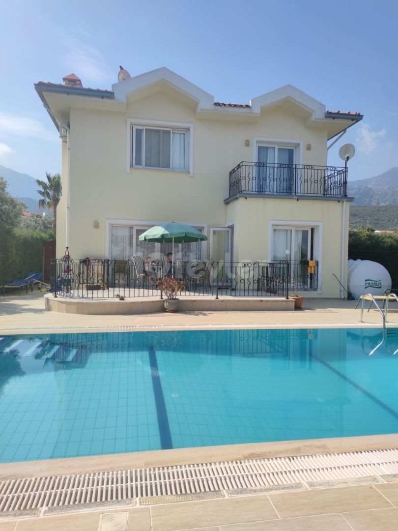 KYRENIA - ALSANCAK VILLA FOR SALE 3+1. Necat British College nearby.