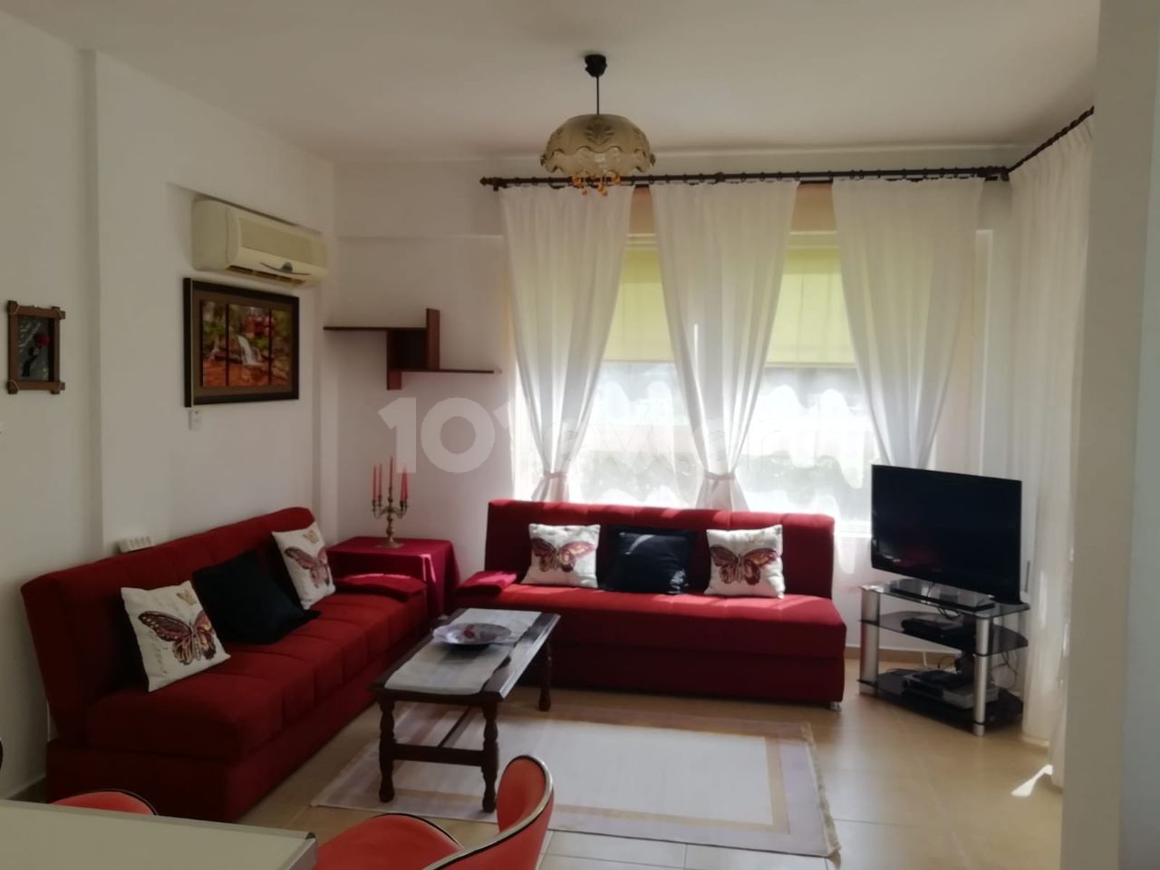 Kyrenia - Esentepe, furnished, 2+1 flat with white goods and private garden. It is 300 meters from the sea. We can speak Turkish, English and Russian.