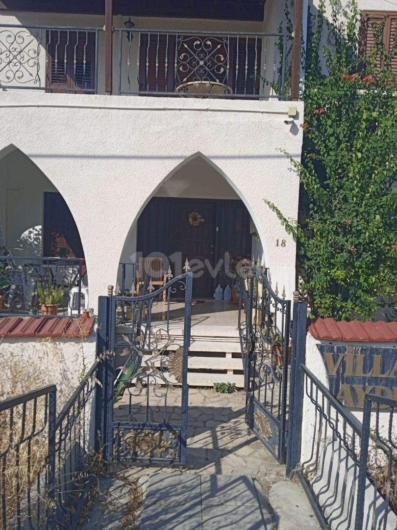 GIRNE CITY CENTER 4+1 VILLA FOR SALE. We speak English, Russian and Turkish 