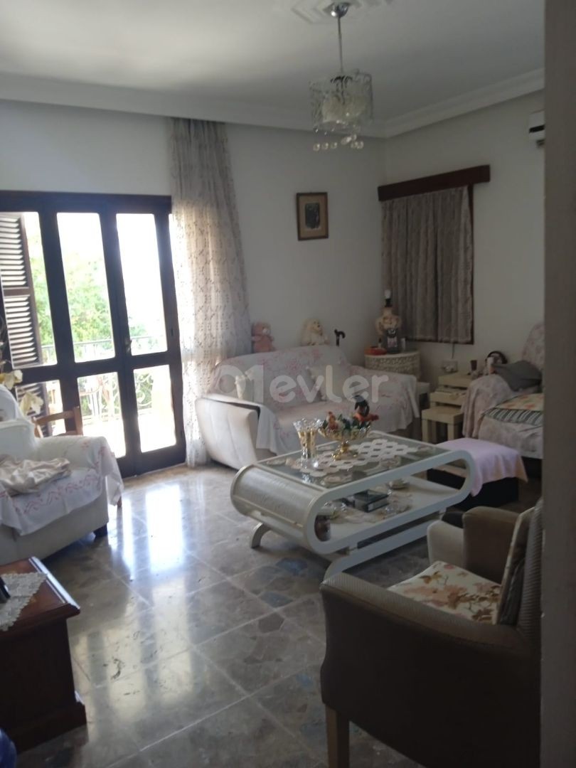 GIRNE CITY CENTER 4+1 VILLA FOR SALE. We speak English, Russian and Turkish 