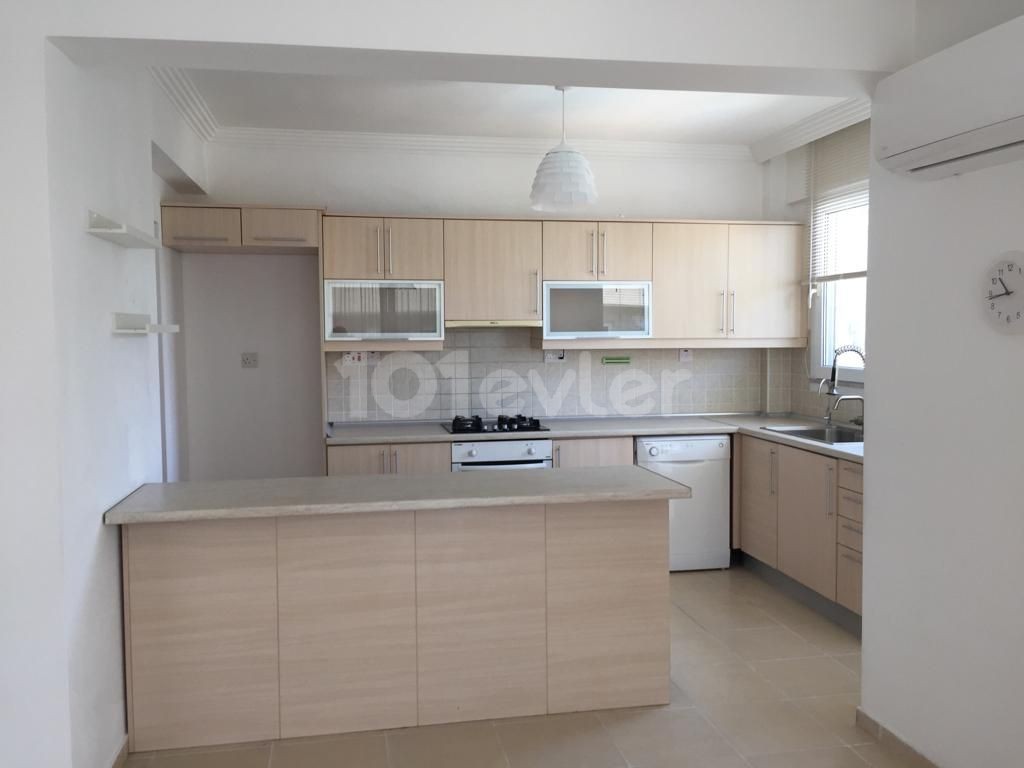 GIRNE ALSANCAK 3+2 FLAT FOR SALE. We speak English, Russian and Turkish 