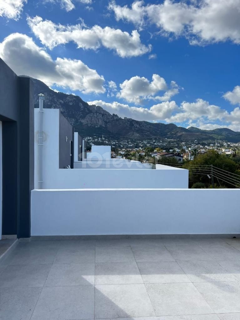 KYRENIA - KARSIYAKA VILLA FOR RENT 2+2.